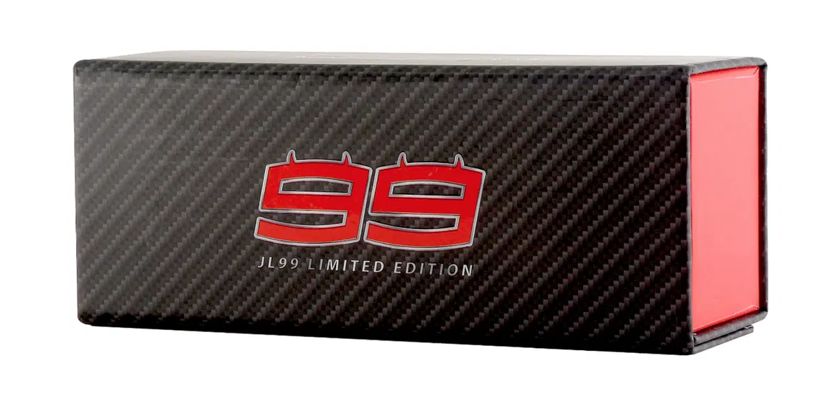 Shark Race-R Pro Replica Lorenzo Austrian GP Mat (7)