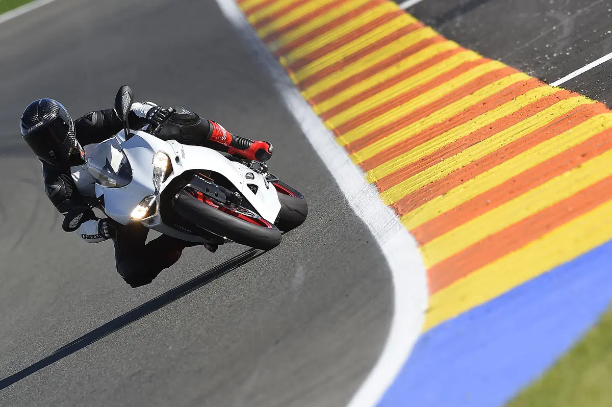 Ducati 959 Panigale (2)