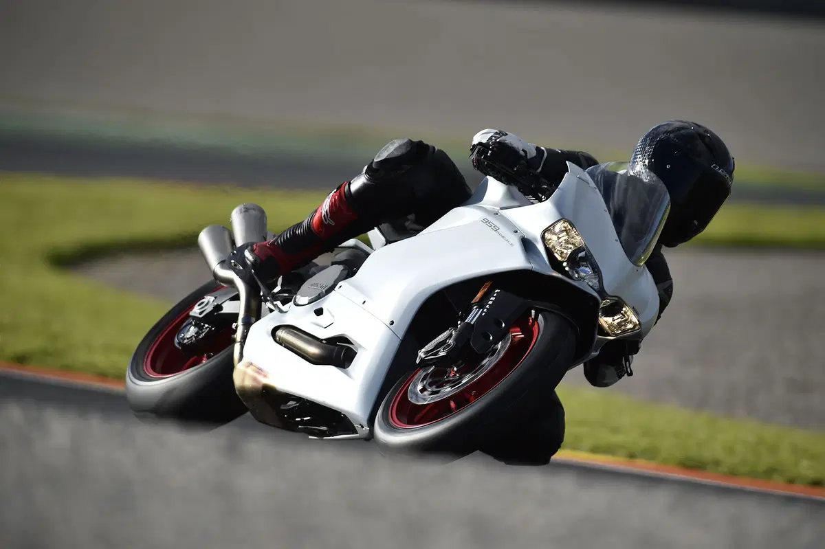 Ducati 959 Panigale (12)