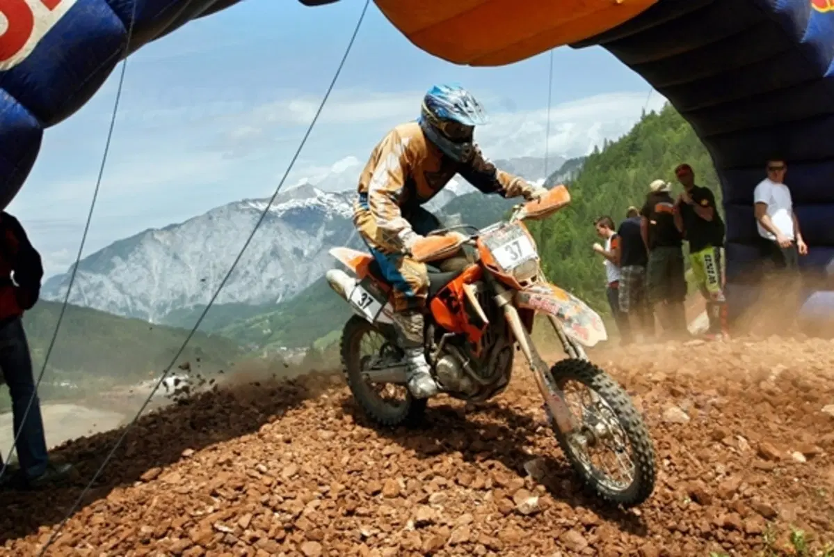 Il pilota ufficiale Ktm Taddy Blazusiak conquista l'Hare Scramble davanti a Lettenbichler su Bmw. Pe (11)