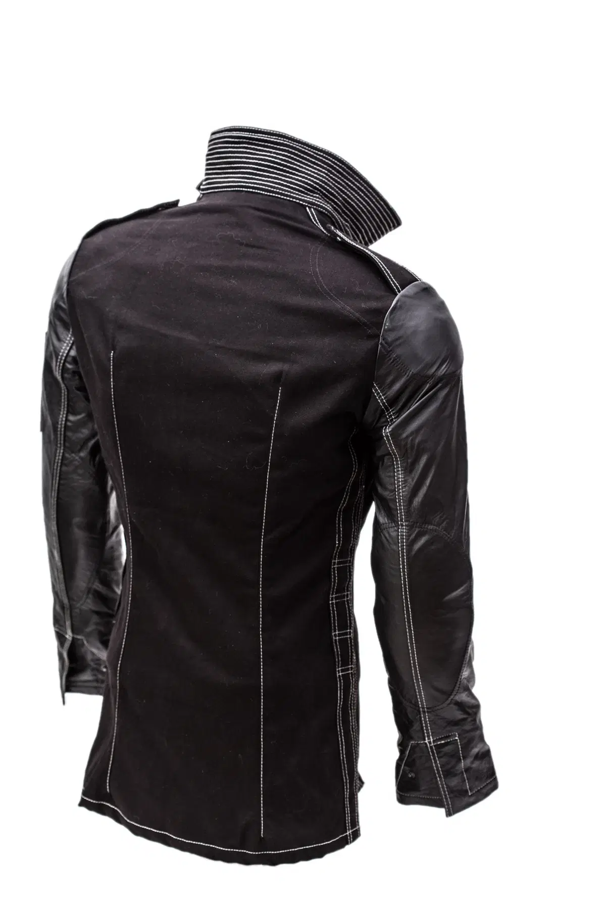 Montecatena a EICMA 2015. Armored Leathers (6)