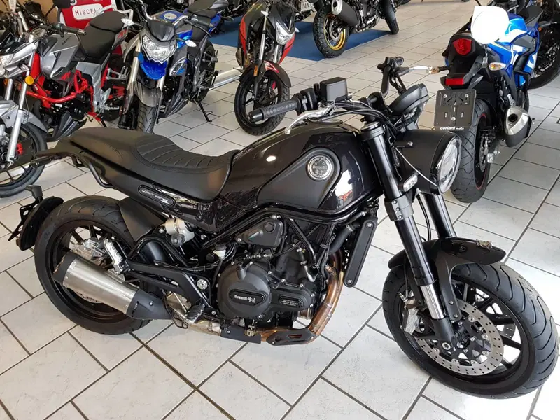 Benelli Leoncino 500 ABS (2017 - 20)
