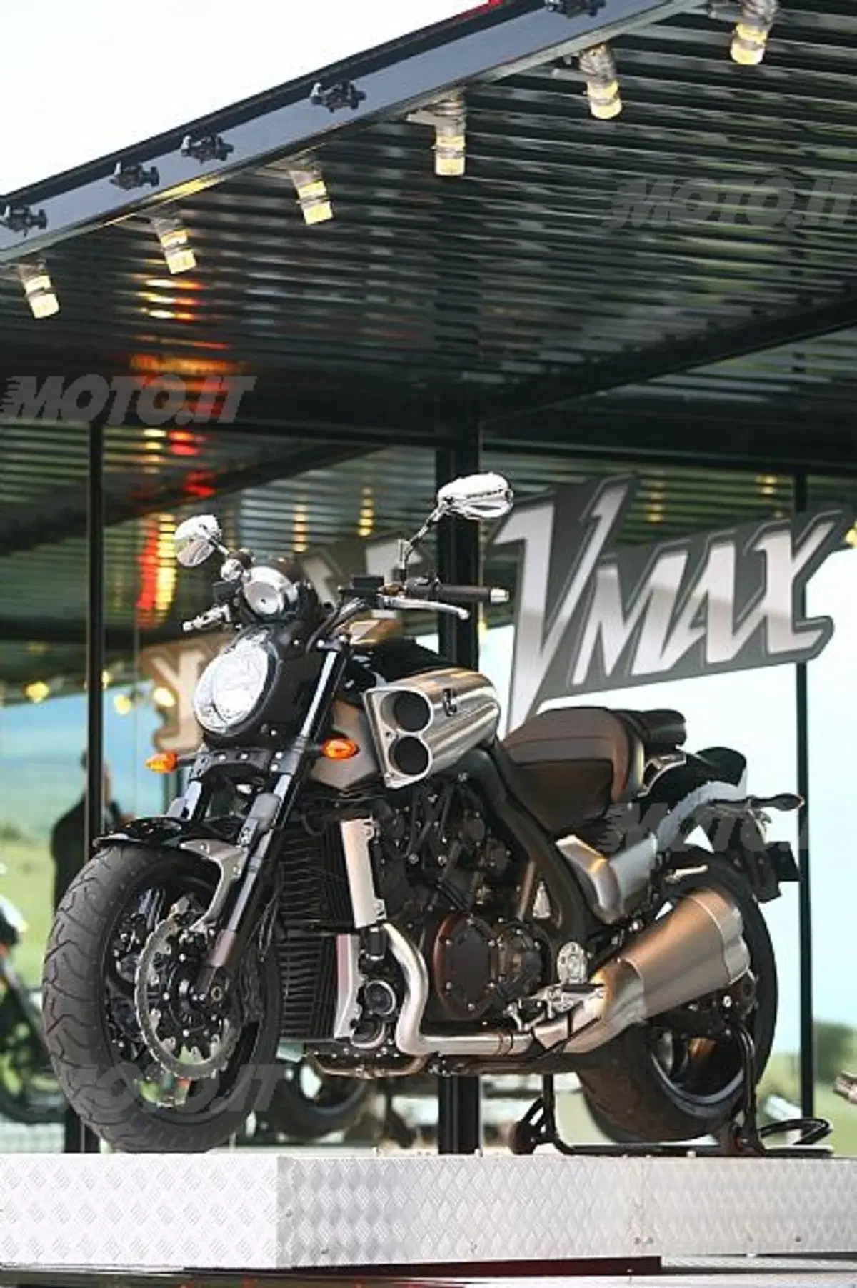 Torna VMAX (20)