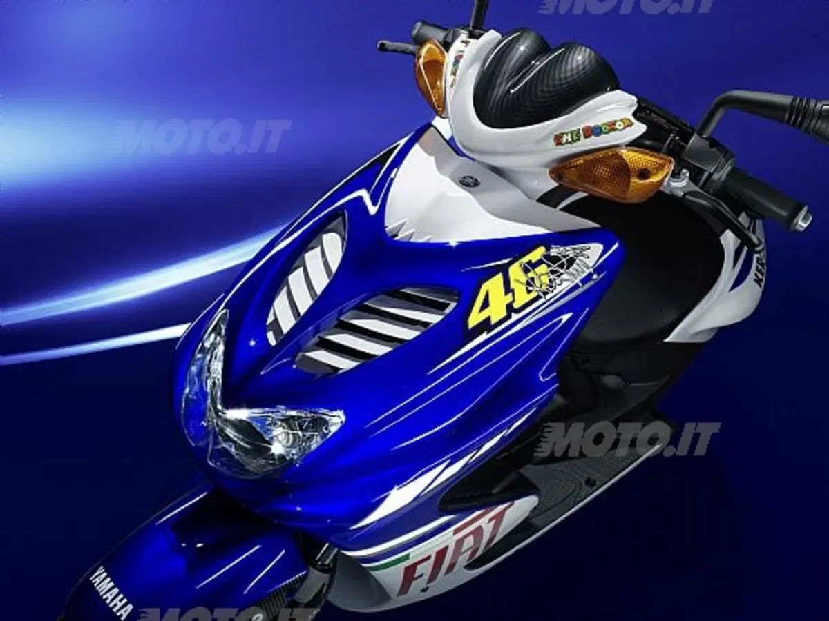 Aerox Team Yamaha Race Replica 2008 (2)