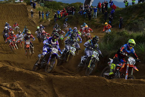 Motocross. Cairoli mattatore nella prima degli Internazionali 2018