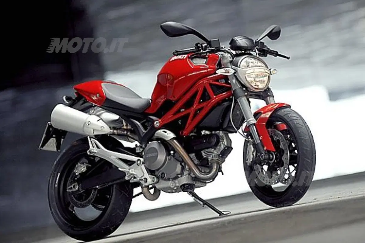 Ducati vola in Motogp e sul mercato