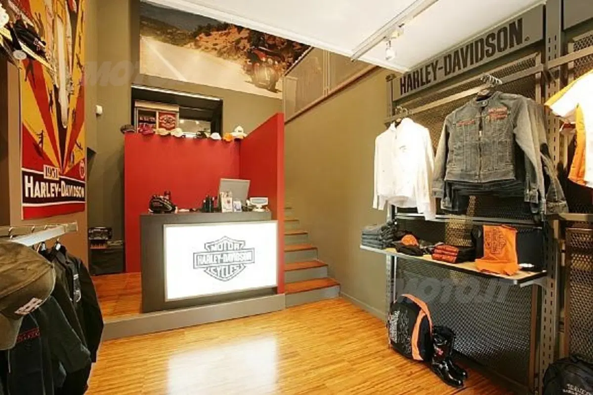 A Milano è stata inaugurata la nuova boutique Harley-Davidson (5)