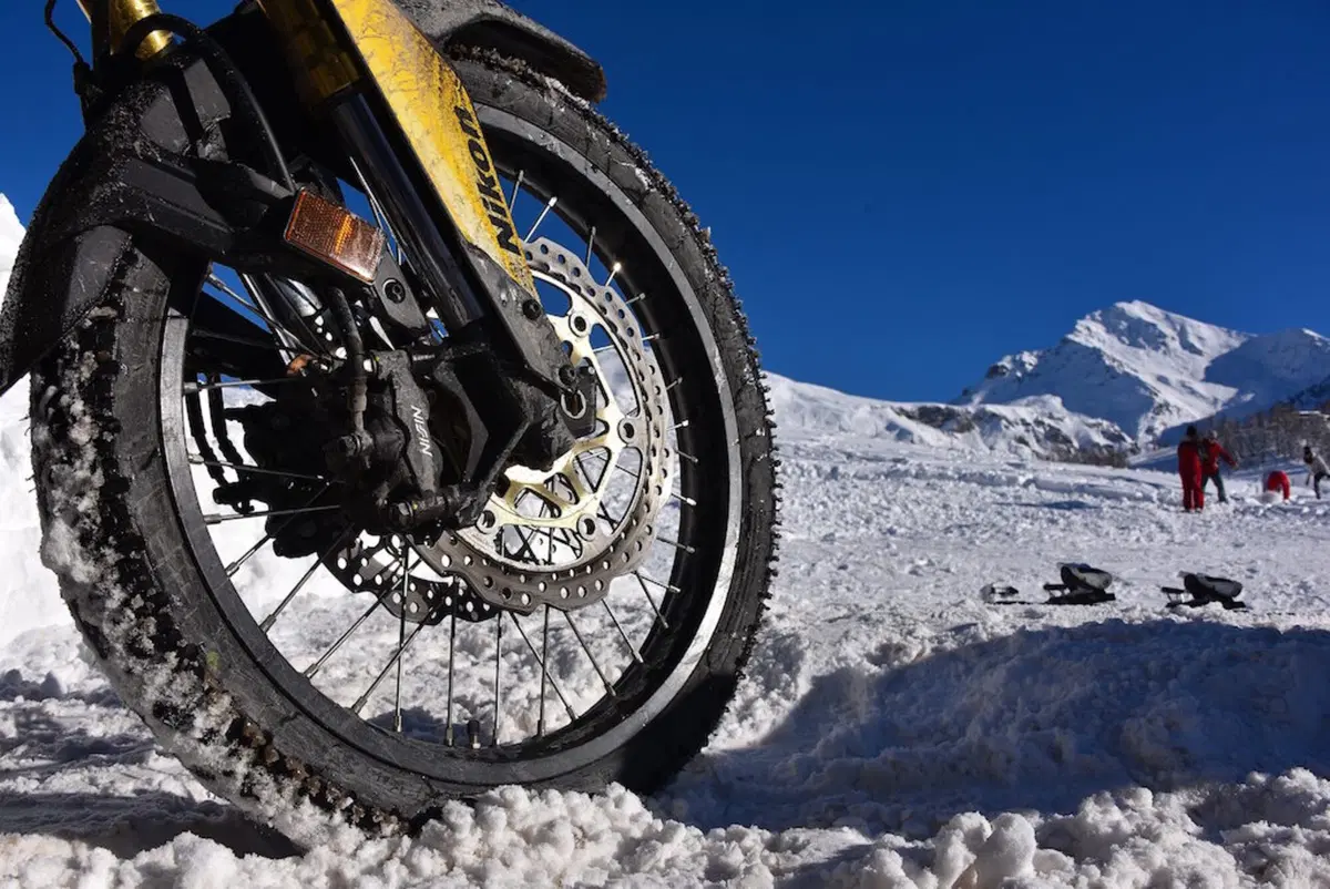 Honda Africa Twin CRF 1000 L DCT e Anlas Winter Grip Plus (2)