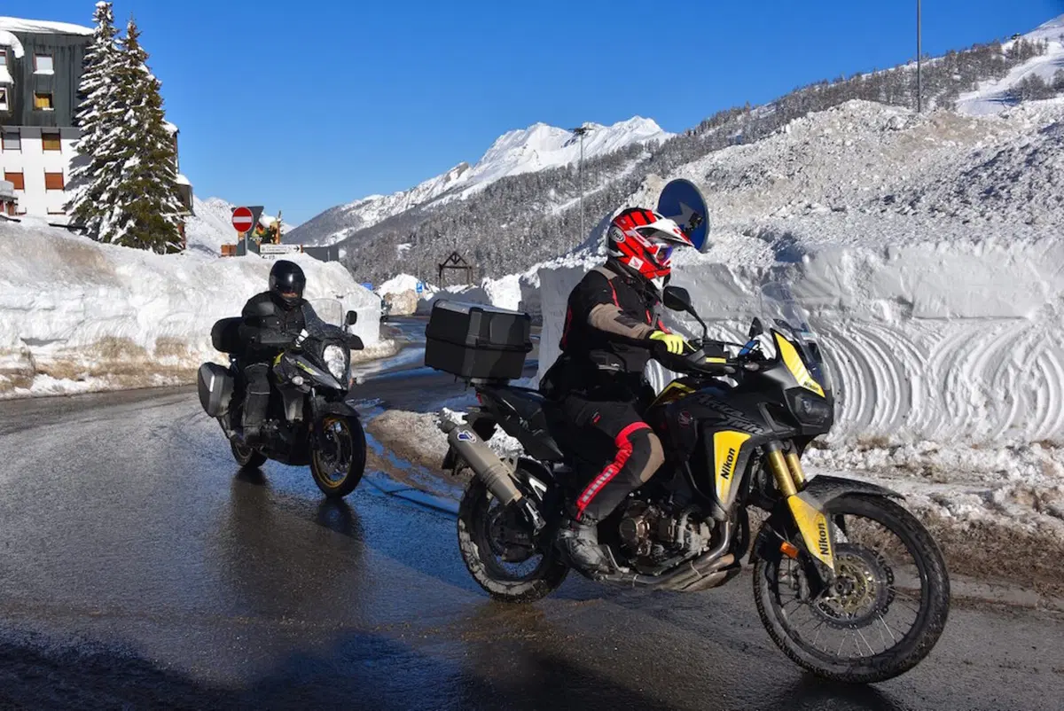 Honda Africa Twin CRF 1000 L DCT e Anlas Winter Grip Plus (4)
