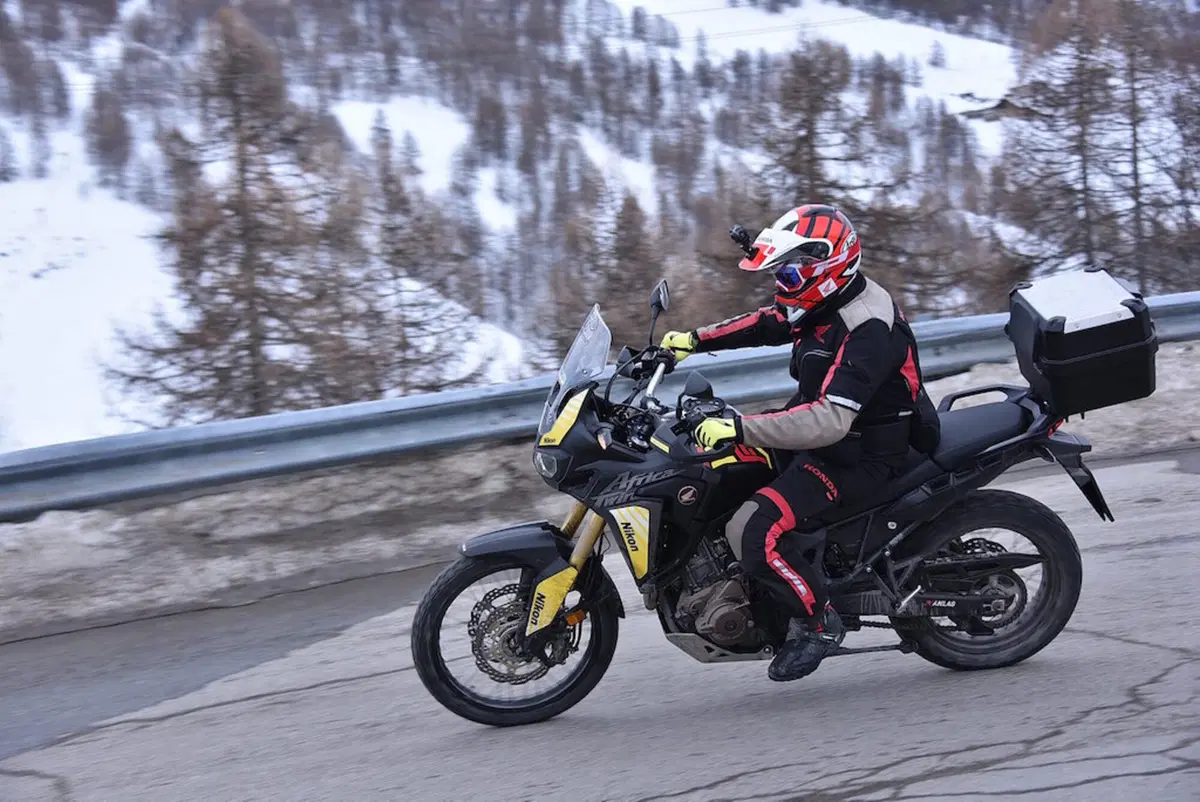 Honda Africa Twin CRF 1000 L DCT e Anlas Winter Grip Plus (27)
