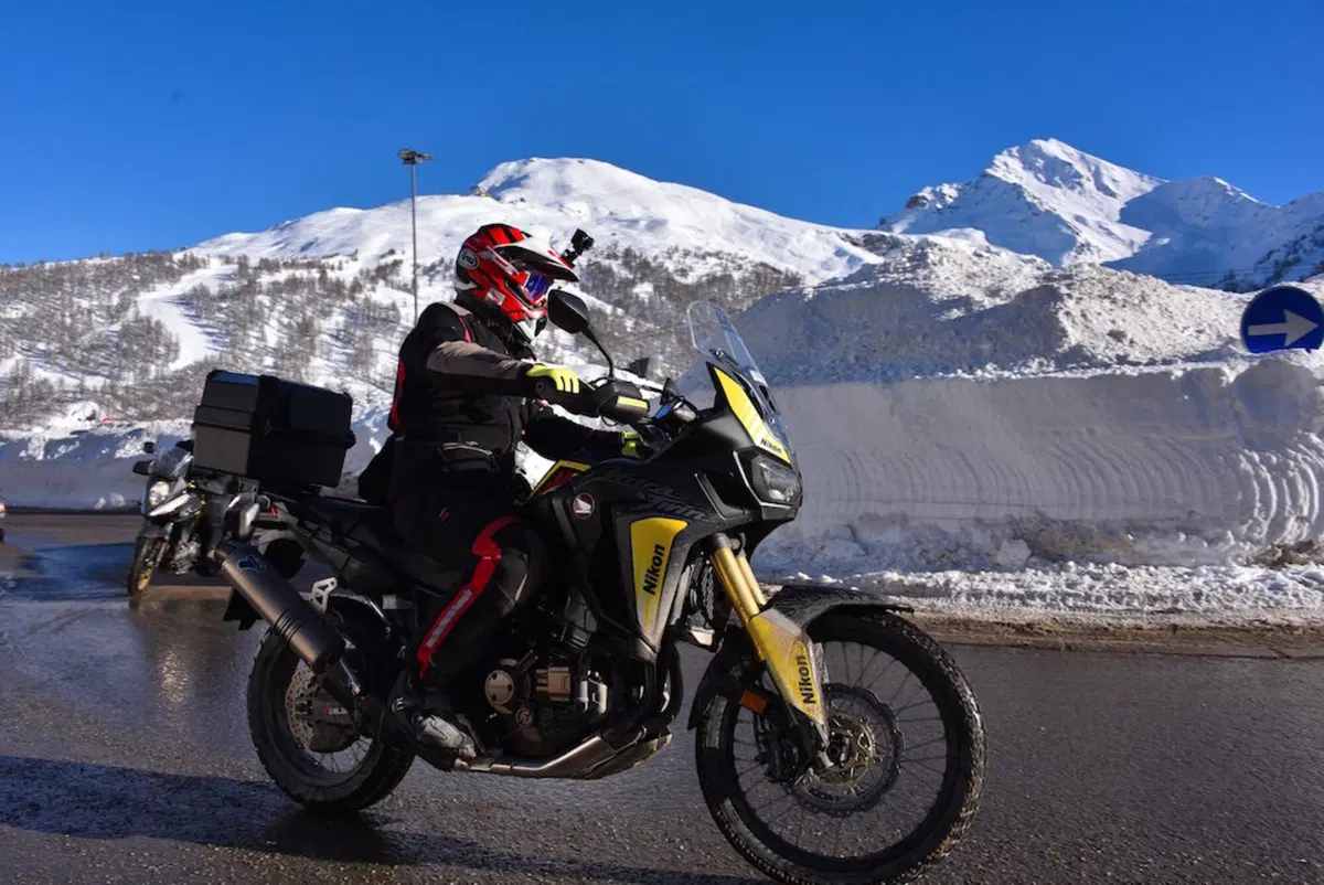 Honda Africa Twin CRF 1000 L DCT e Anlas Winter Grip Plus (40)