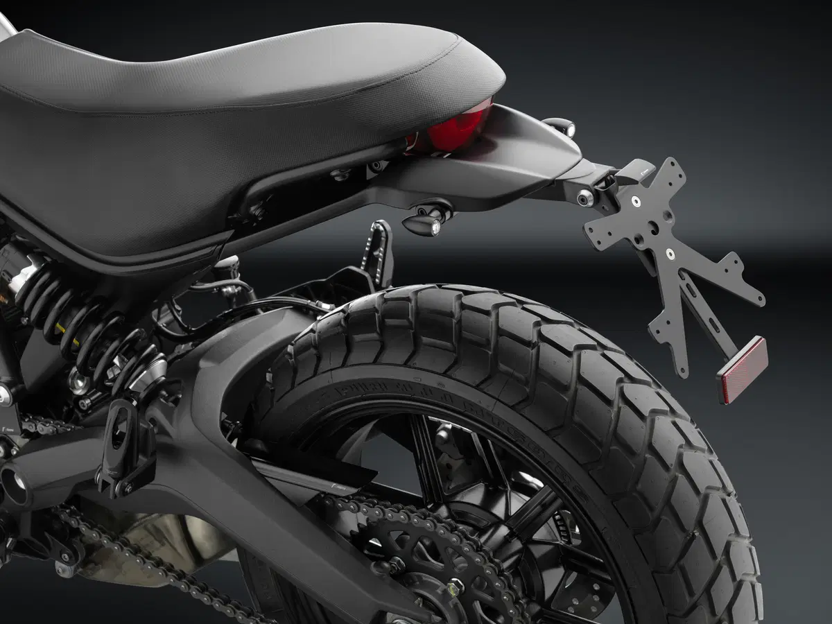 Rizoma presenta la linea accessori per Ducati Scrambler (5)