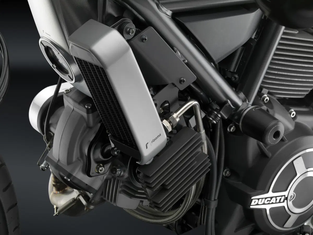 Rizoma presenta la linea accessori per Ducati Scrambler (7)