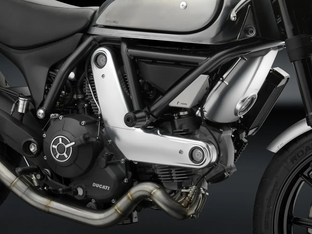 Rizoma presenta la linea accessori per Ducati Scrambler (16)