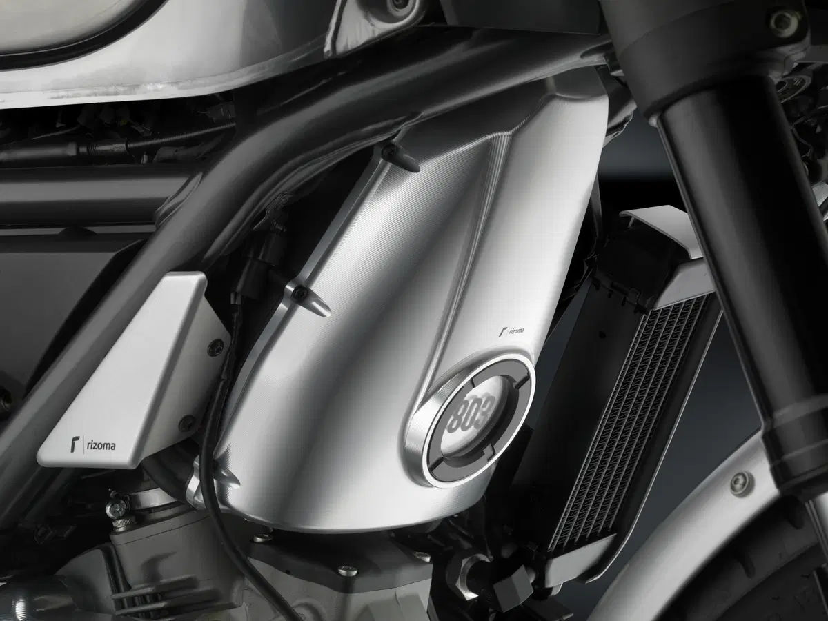 Rizoma presenta la linea accessori per Ducati Scrambler (21)