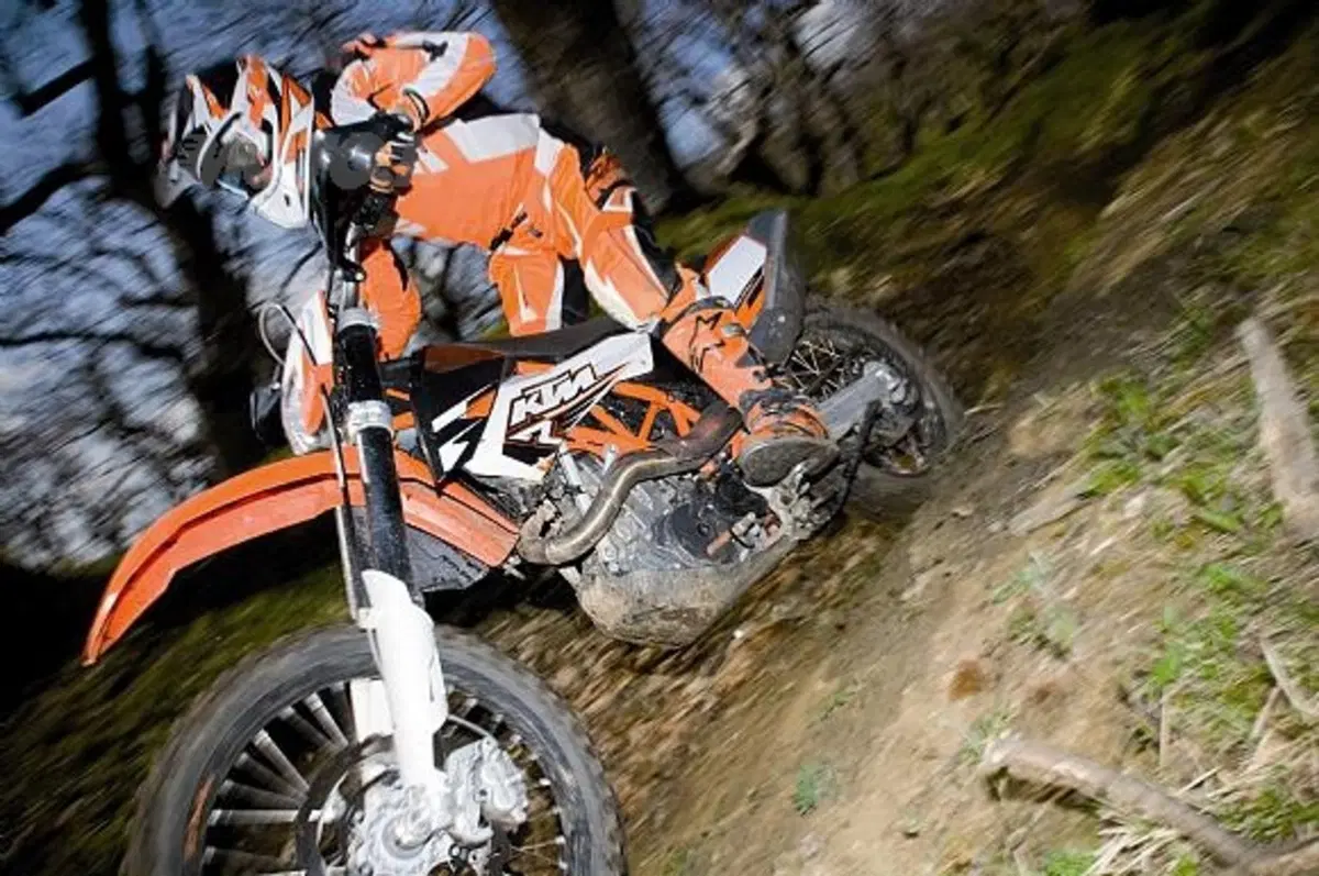 La versione R di Enduro 690 (2)