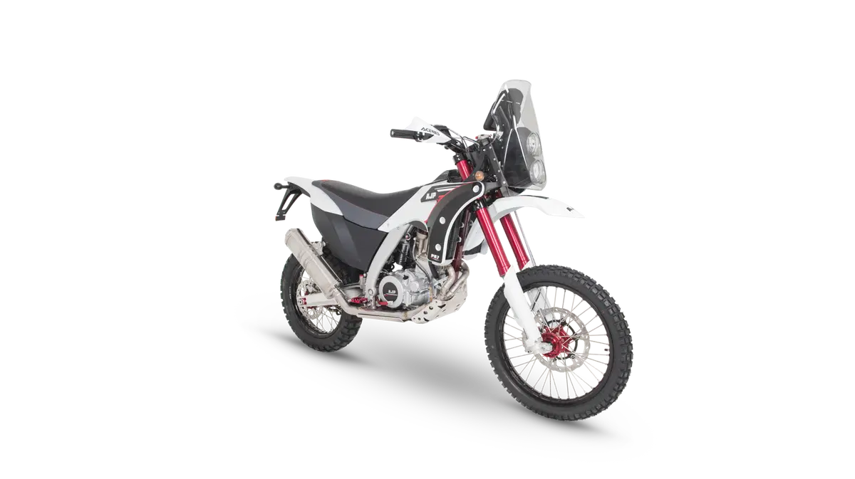 AJP PR7 650 Adventure PR7 650 Adventure (2017 - 18) (11)
