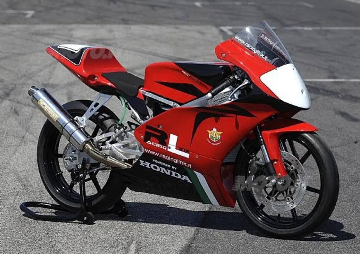 Trofeo MD 250 Moriwaki by Racing Link ai nastri di partenza (2)