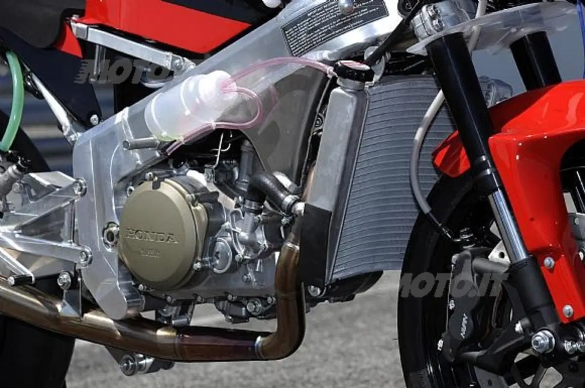 Trofeo MD 250 Moriwaki by Racing Link ai nastri di partenza (5)