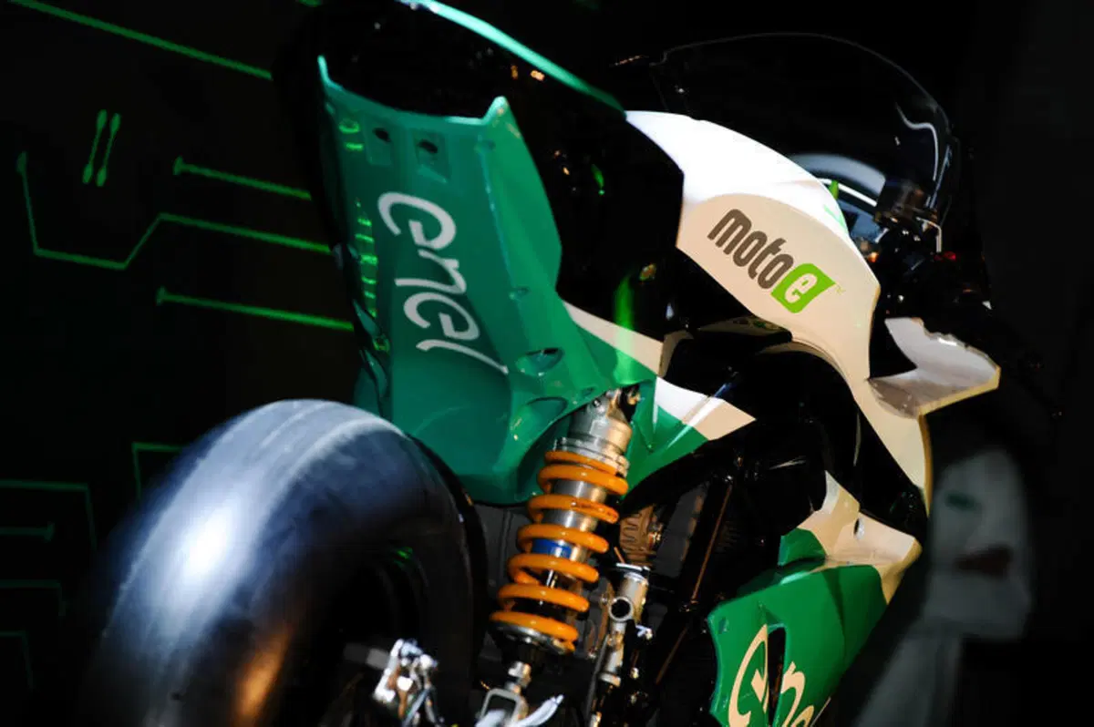Fim Enel Moto-e World Cup: dal 2019 un Mondiale a zero emissioni (3)