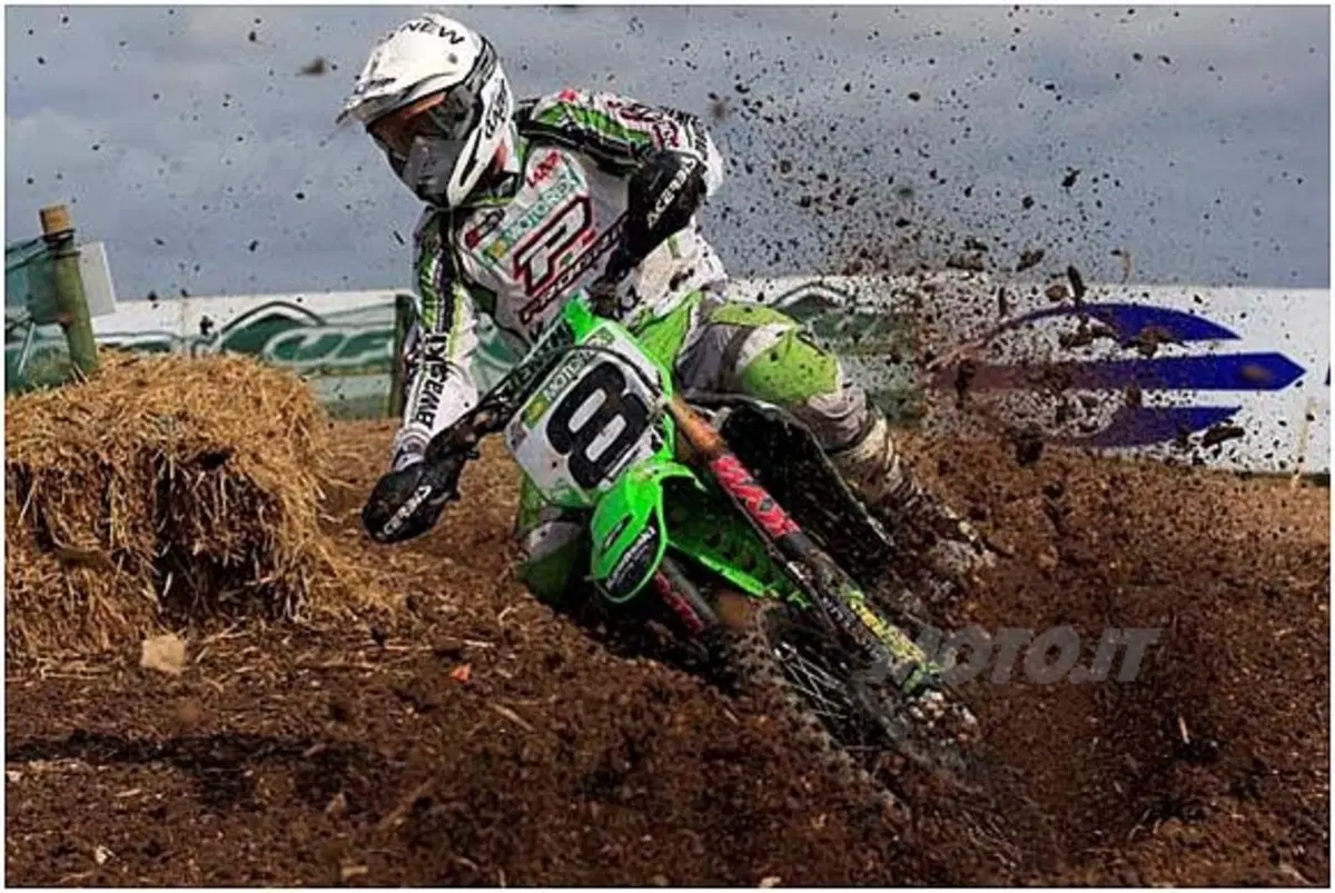 In Irlanda Tanel Leok si impone nella MX1, solo quarto il nostro Philippaerts (2)