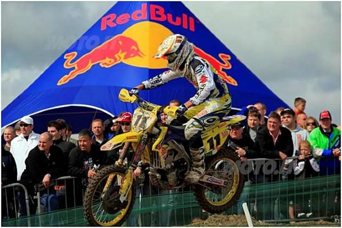 In Irlanda Tanel Leok si impone nella MX1, solo quarto il nostro Philippaerts (3)