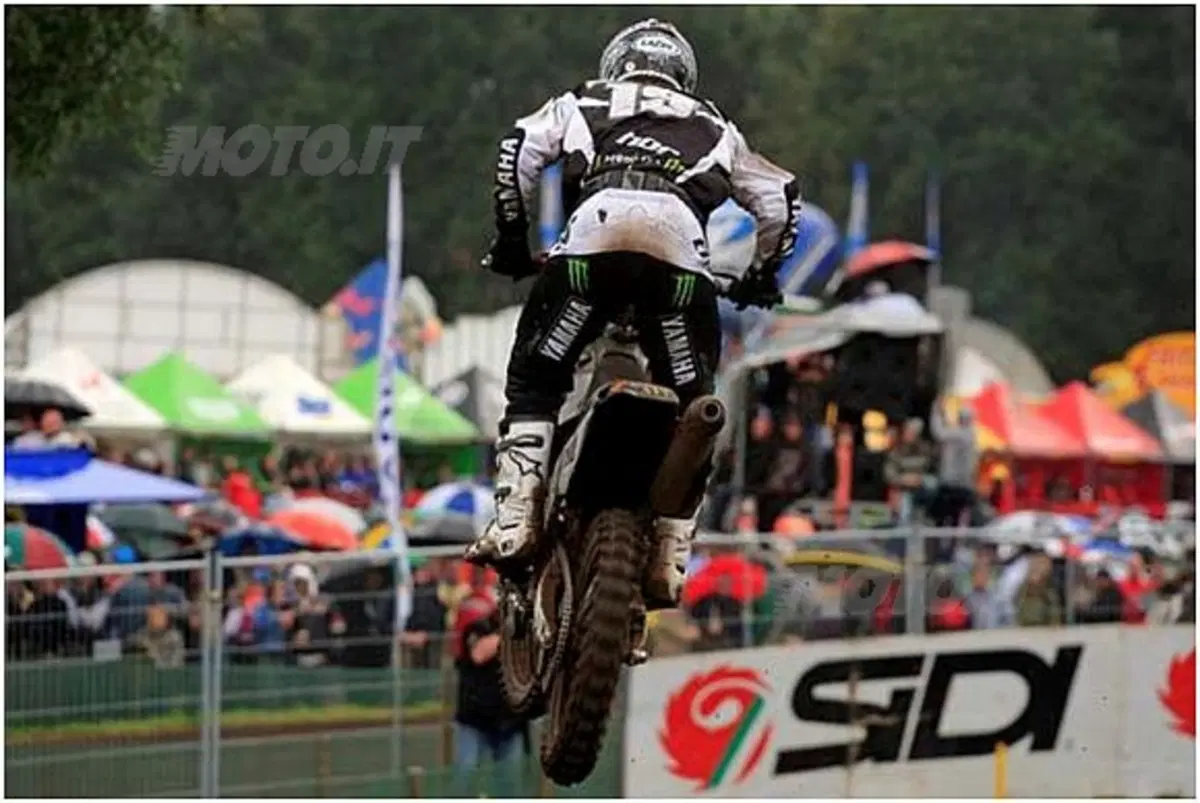 In Olanda  Philippaerts aumenta il vantaggio nella MX1 e si appresta a entrare nella storia (3)