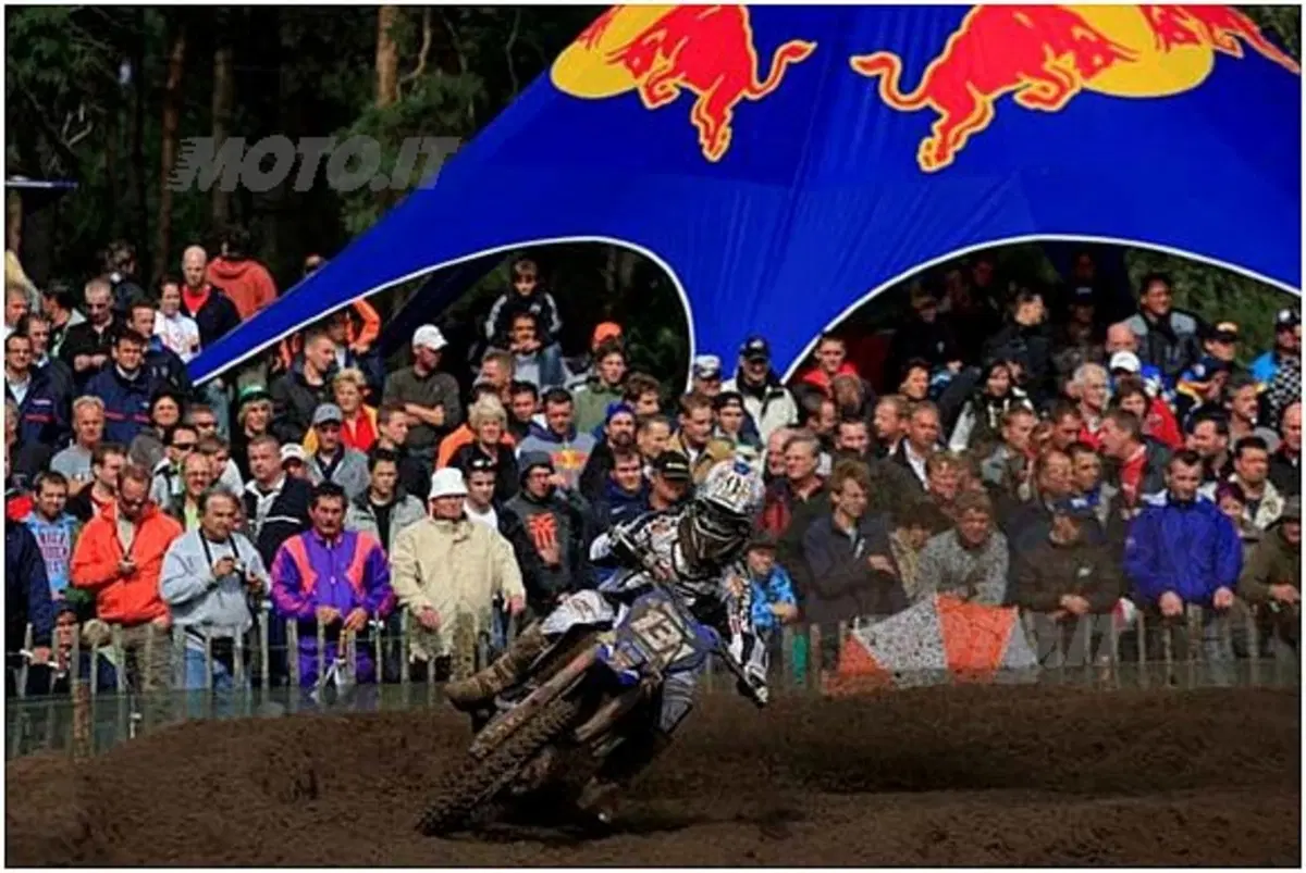 In Olanda  Philippaerts aumenta il vantaggio nella MX1 e si appresta a entrare nella storia (5)