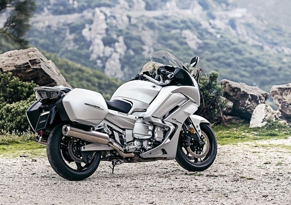 Yamaha FJR 1300 AE (2016 - 20) (5)