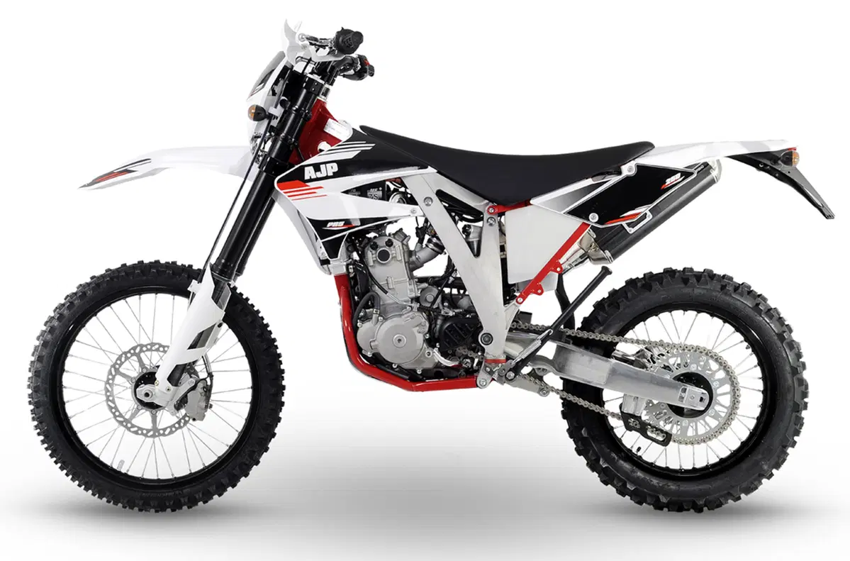 AJP PR5 250 Enduro PR5 250 Enduro (2017 - 18) (11)