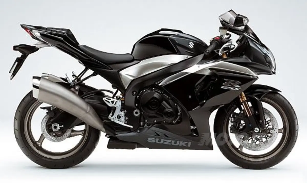 Più potente e aggressiva che mai arriva la GSX-R 1000 K9 (3)
