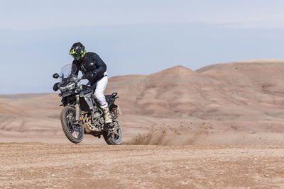 Triumph Tiger 800 XC XR 2018. TEST in Marocco!