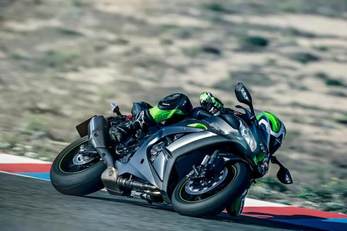 Kawasaki Ninja 1000 ZX-10R Ninja 1000 ZX-10R SE (2018) (4)