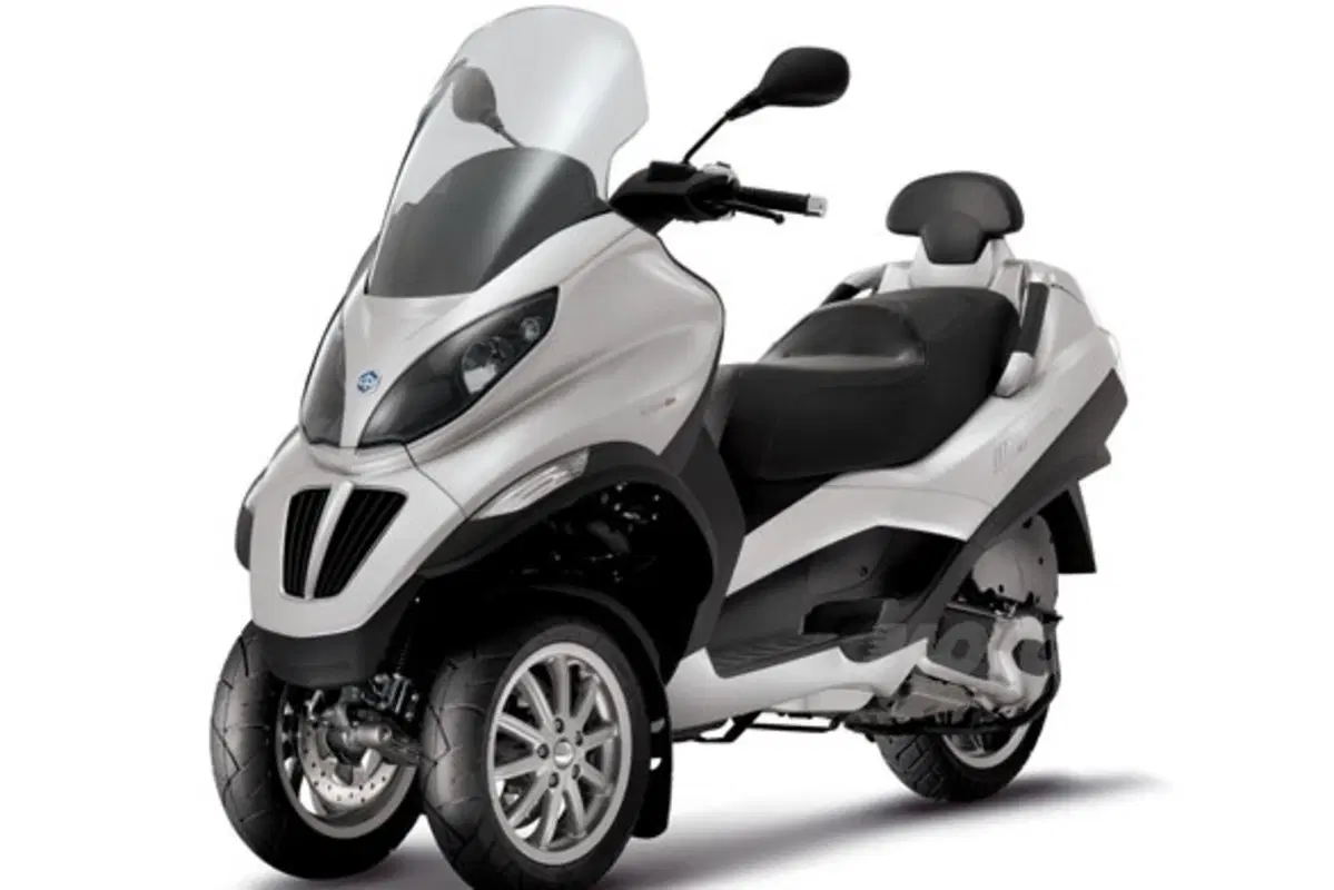 Le novità di Aprilia, Moto Guzzi e Piaggio a Colonia (7)