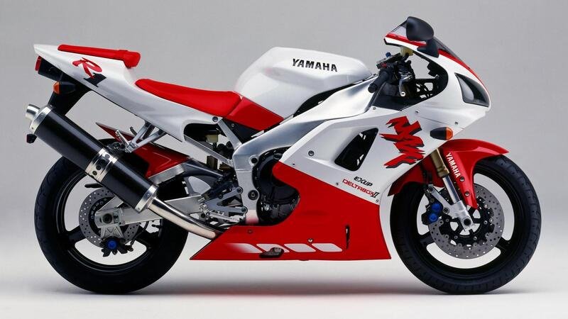 Qual &egrave; stata la moto Top del periodo 1997-2001? La Yamaha R1!