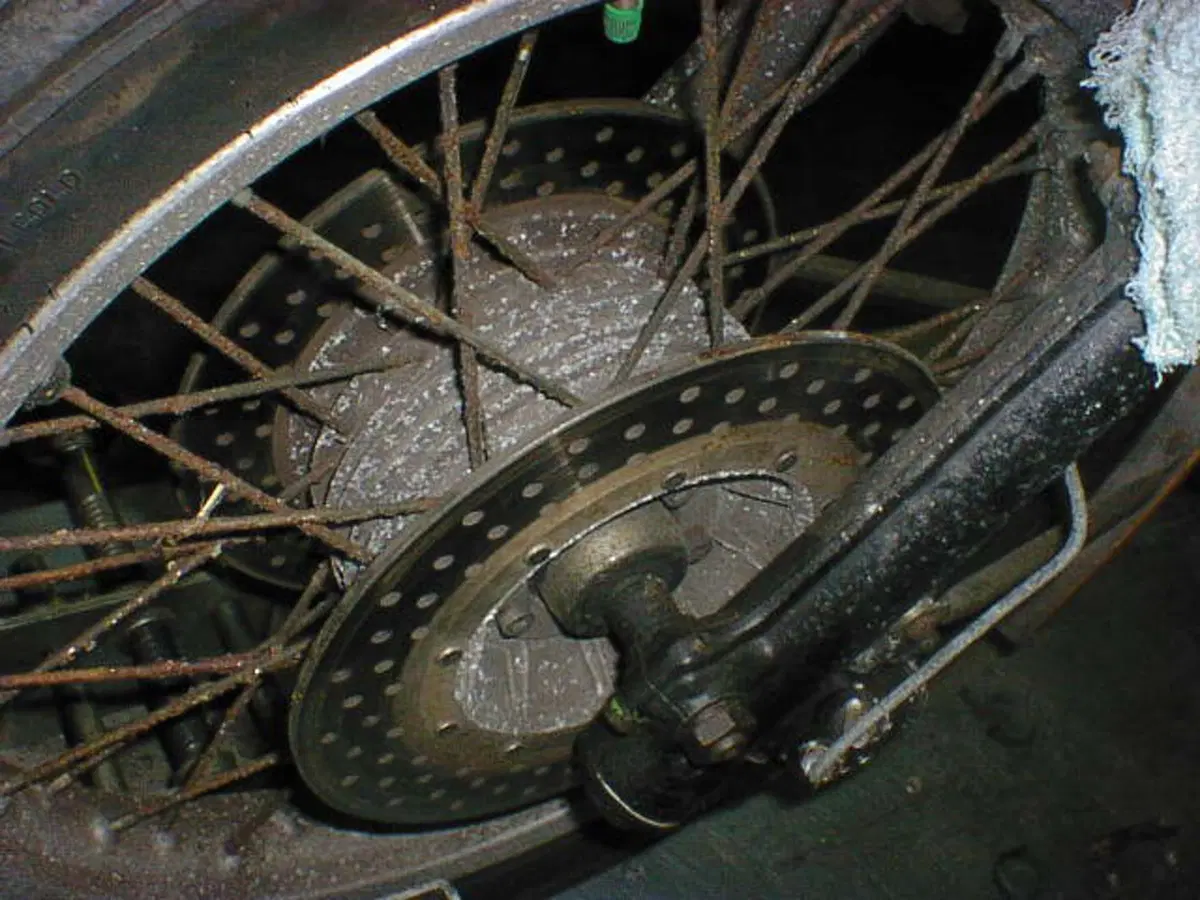 Restaurando, puntata 18: BMW r75/5 1972 (15)