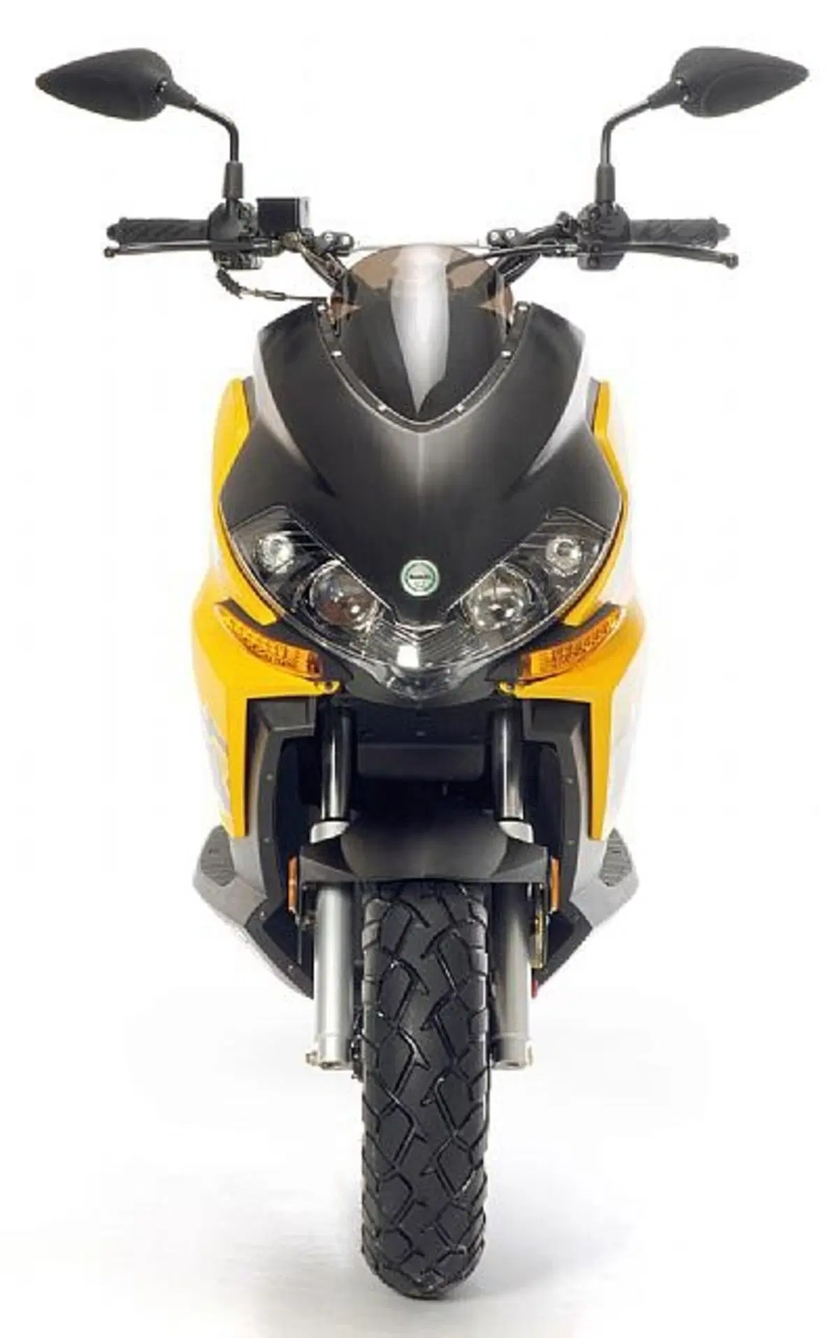Debutta QuattronoveX, il nuovo scooter 50 della casa pesarese (5)