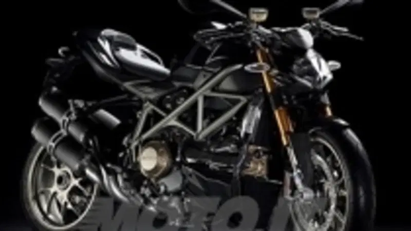 Scendono in passerella all'EICMA le nuove nate di Borgo Panigale