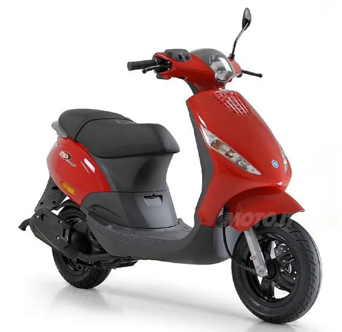 il Gruppo Piaggio presenta al salone di Milano Eicma 2008 la nuova gamma (5)