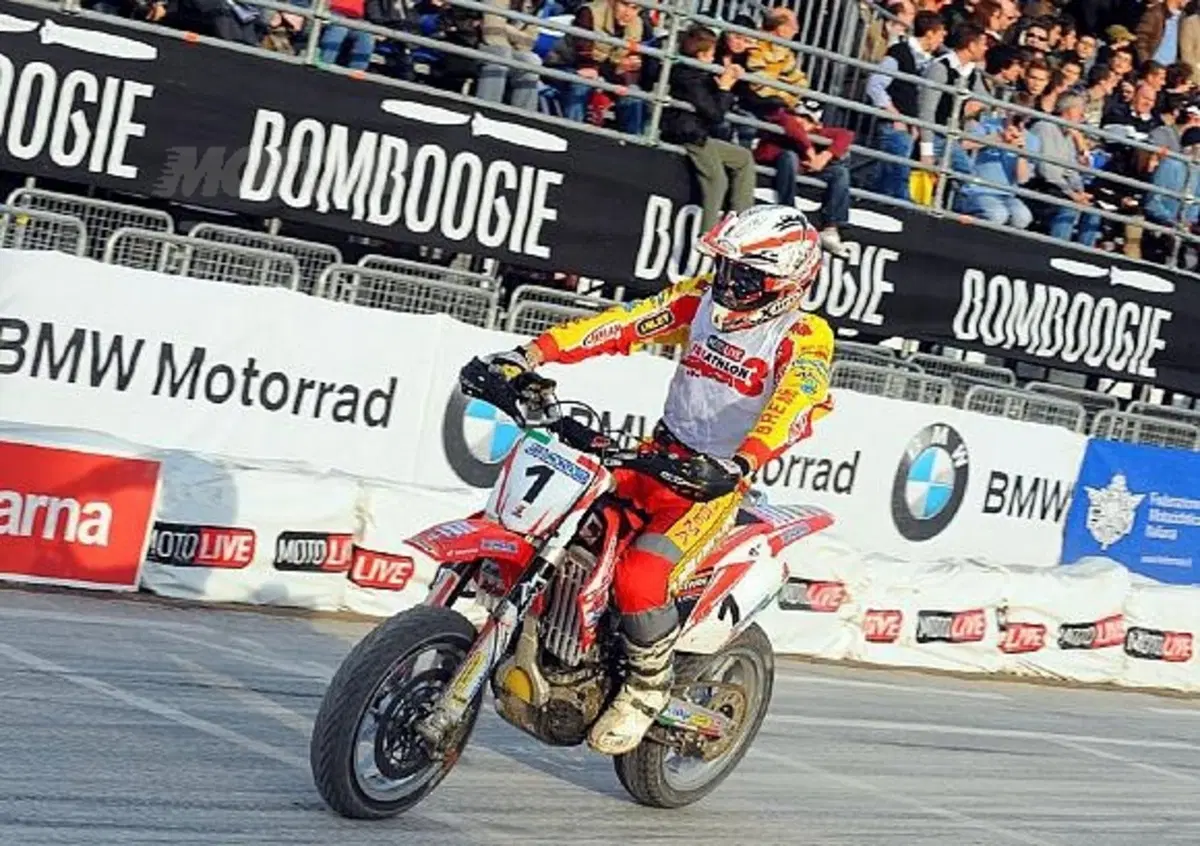 Entusiasmanti performance dei piloti che hanno animato l’evento clou della giornata conclusiva