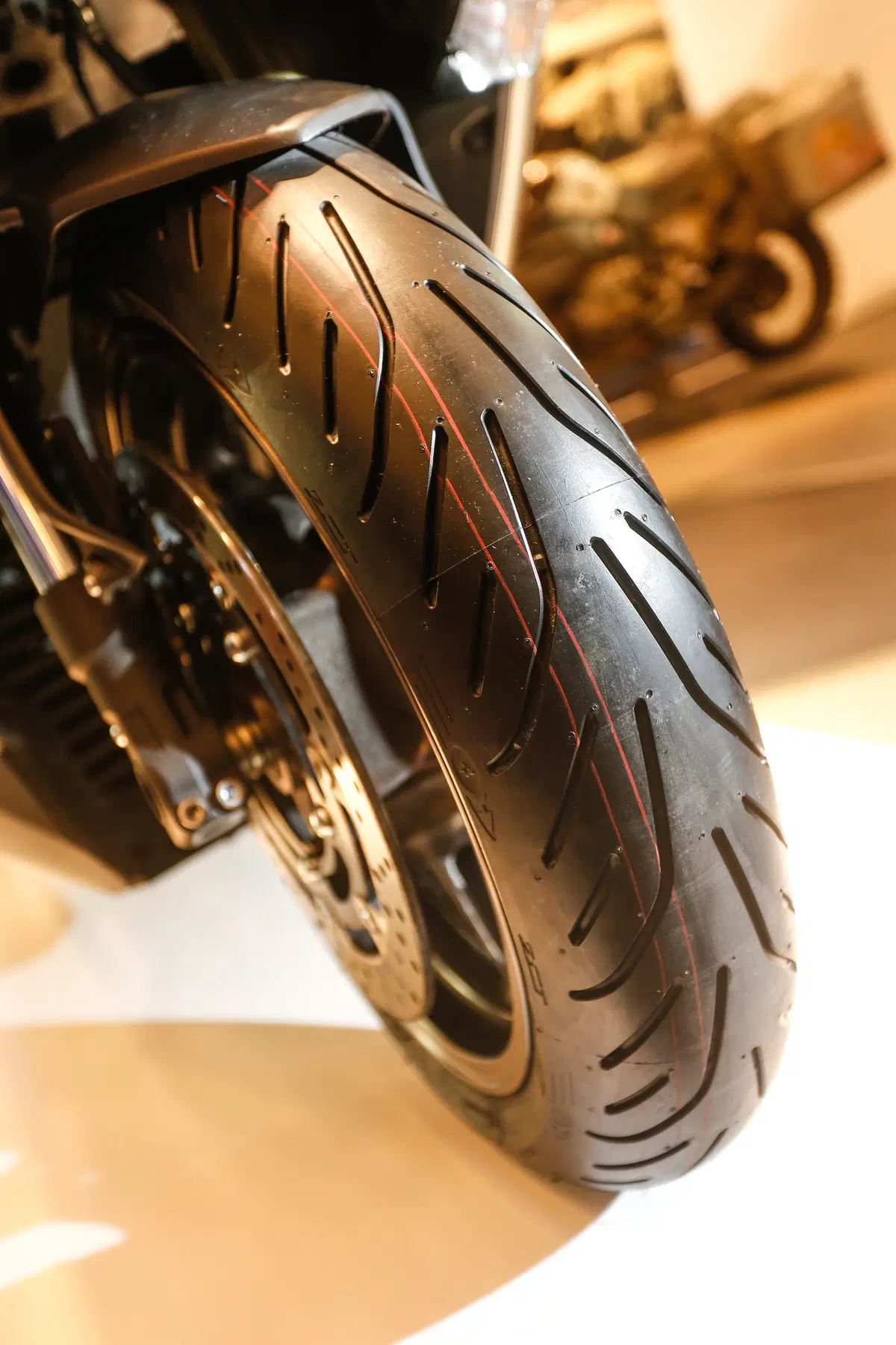 Michelin Pilot Road 4 Scooter e Pilot Power 3 Scooter (5)
