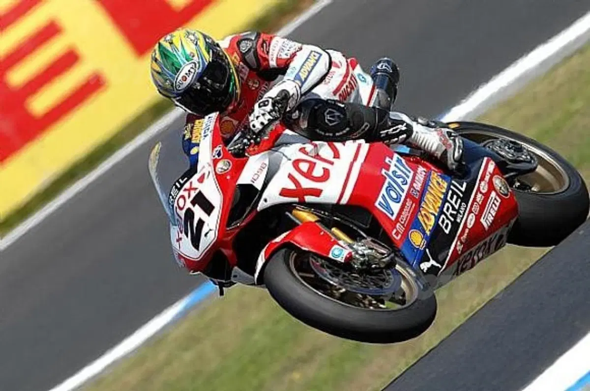 La Superbike ha perso il suo dominatore, ma proprio per questo la stagione 2009 sarà spettacolare (2)