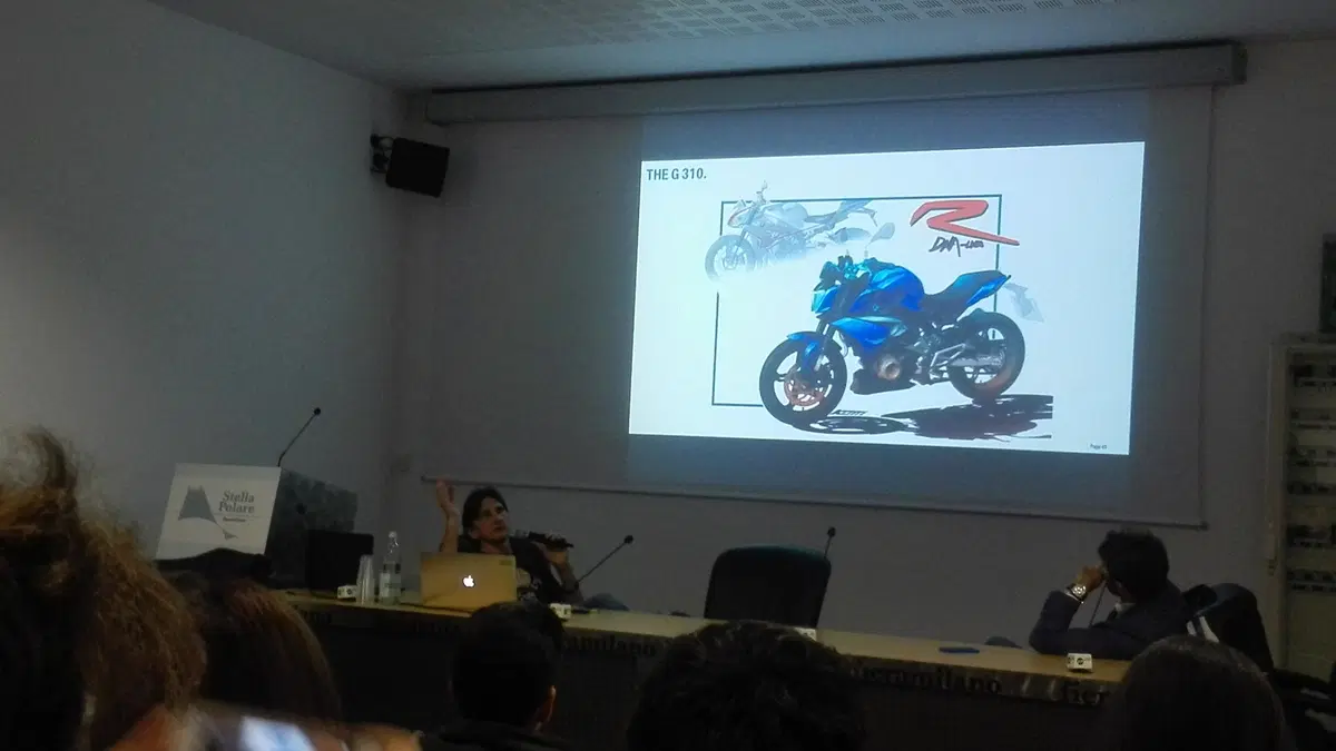 I tesisti IED incontrano il capo design BMW Edgar Heinrich (7)