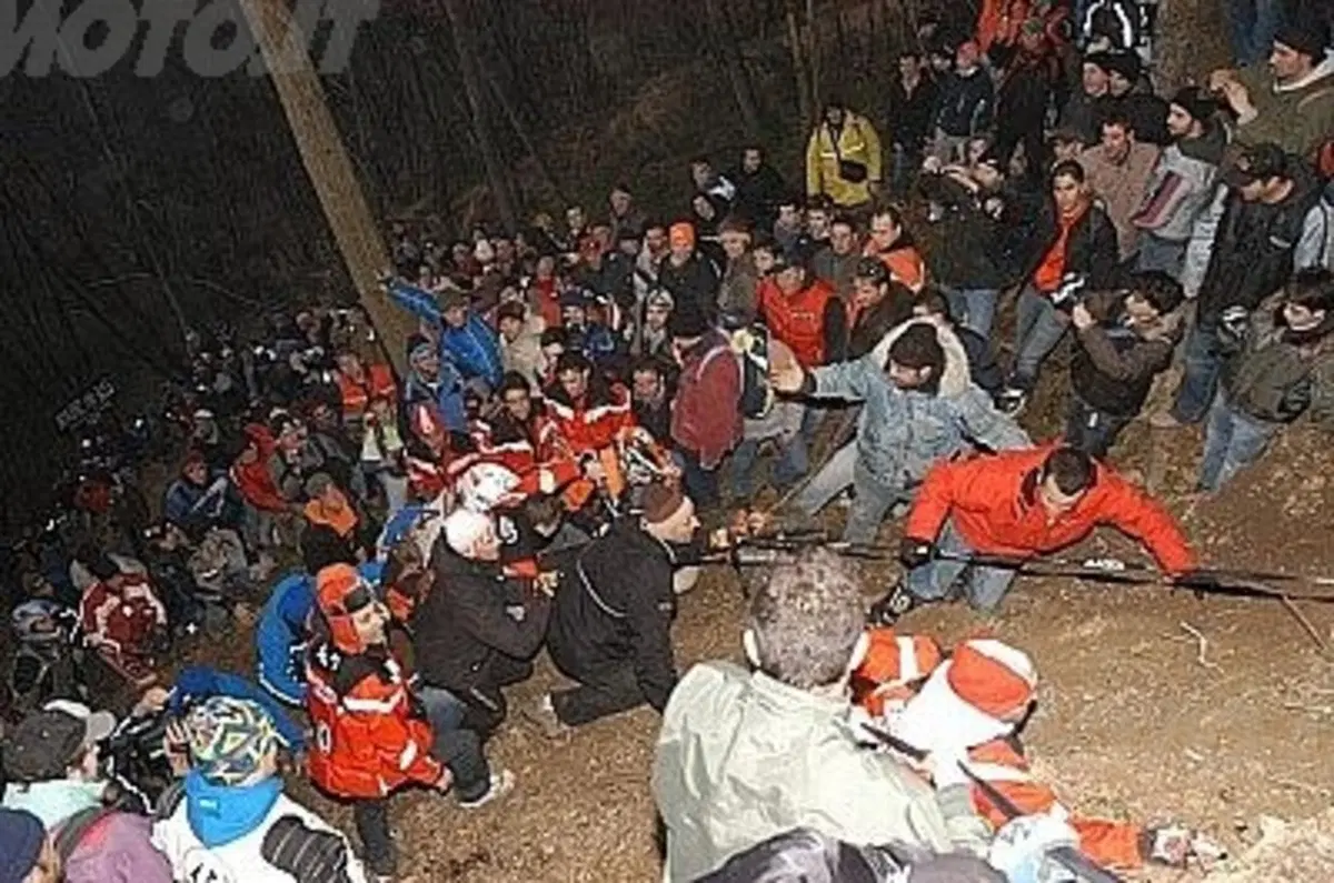 A San Valentino il cuore batte forte. Soprattutto se amate l'hard enduro (3)