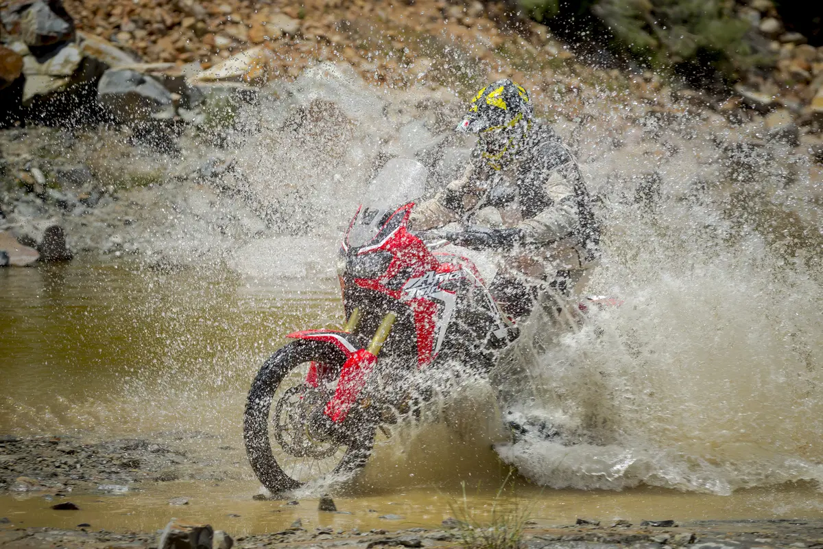 Honda Africa Twin CRF 1000L: la nostra prova offroad (video) (8)
