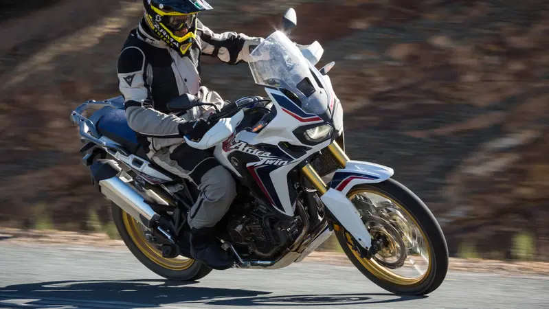 Honda Africa Twin CRF 1000L: prova su strada
