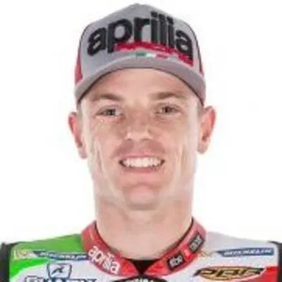 Sam Lowes