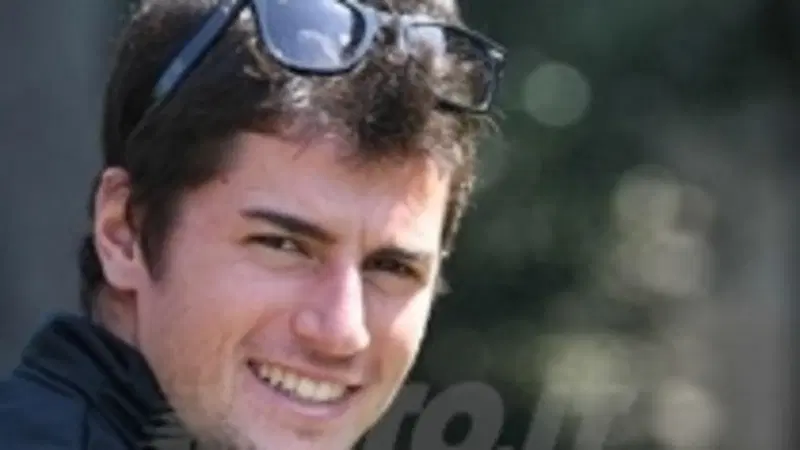 Con Simone Corsi REV'IT! completa il gruppo di piloti che correranno indossando i suoi capi in pelle