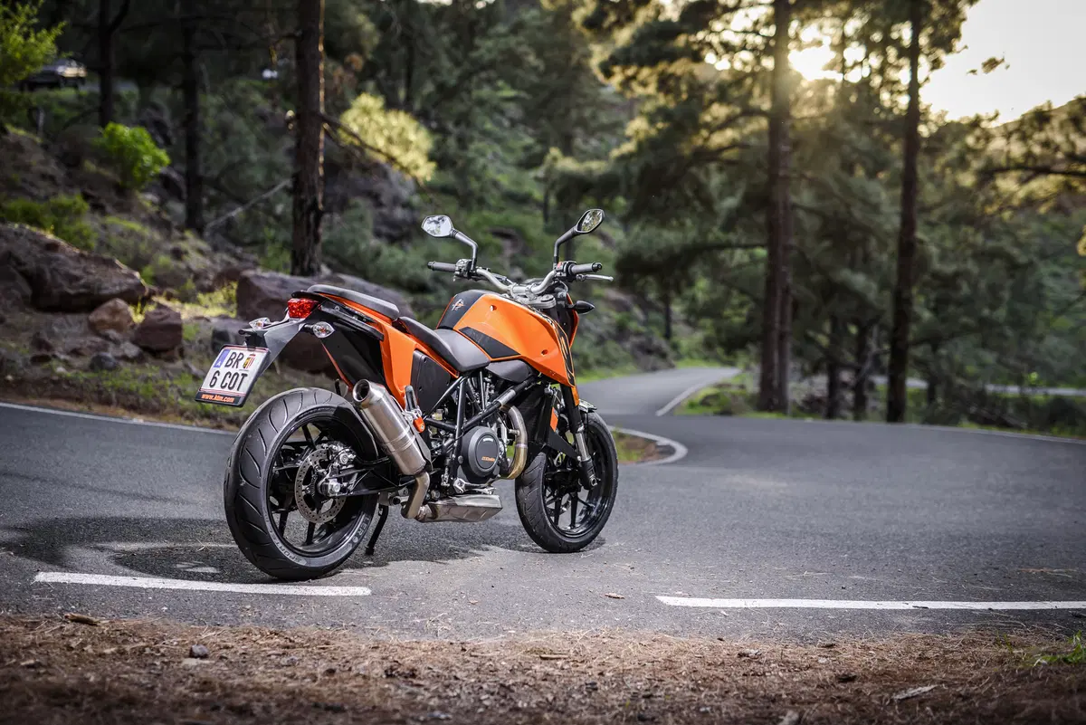 KTM Duke 690 e R (23)
