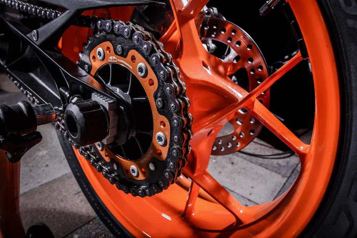 KTM Duke 690 e R (57)